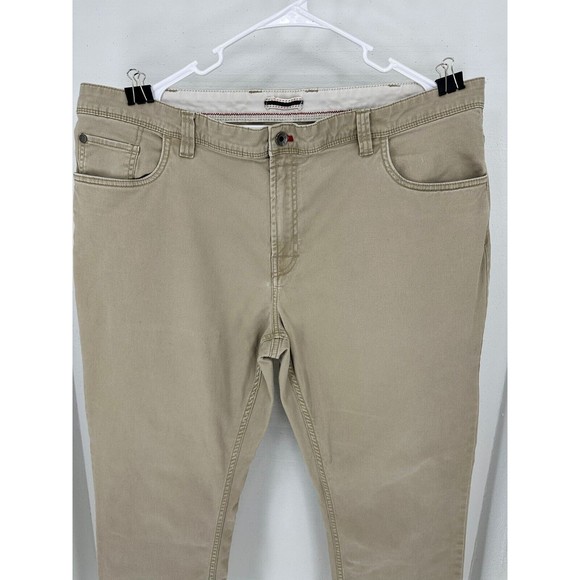 IZOD Relaxed Fit Stretch Denim Brown Jeans 40X30 - Picture 2 of 7